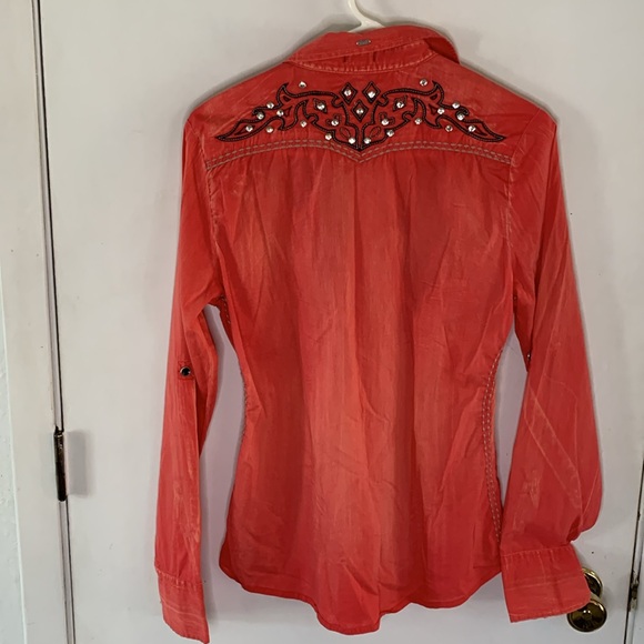 Roar Vintage Ellie faded red long sleeve western shirt with black braid trim - Picture 11 of 11